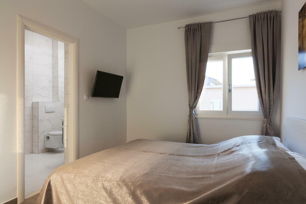 Luxury Villa Aria, Apartment Trogir Bagian luar foto